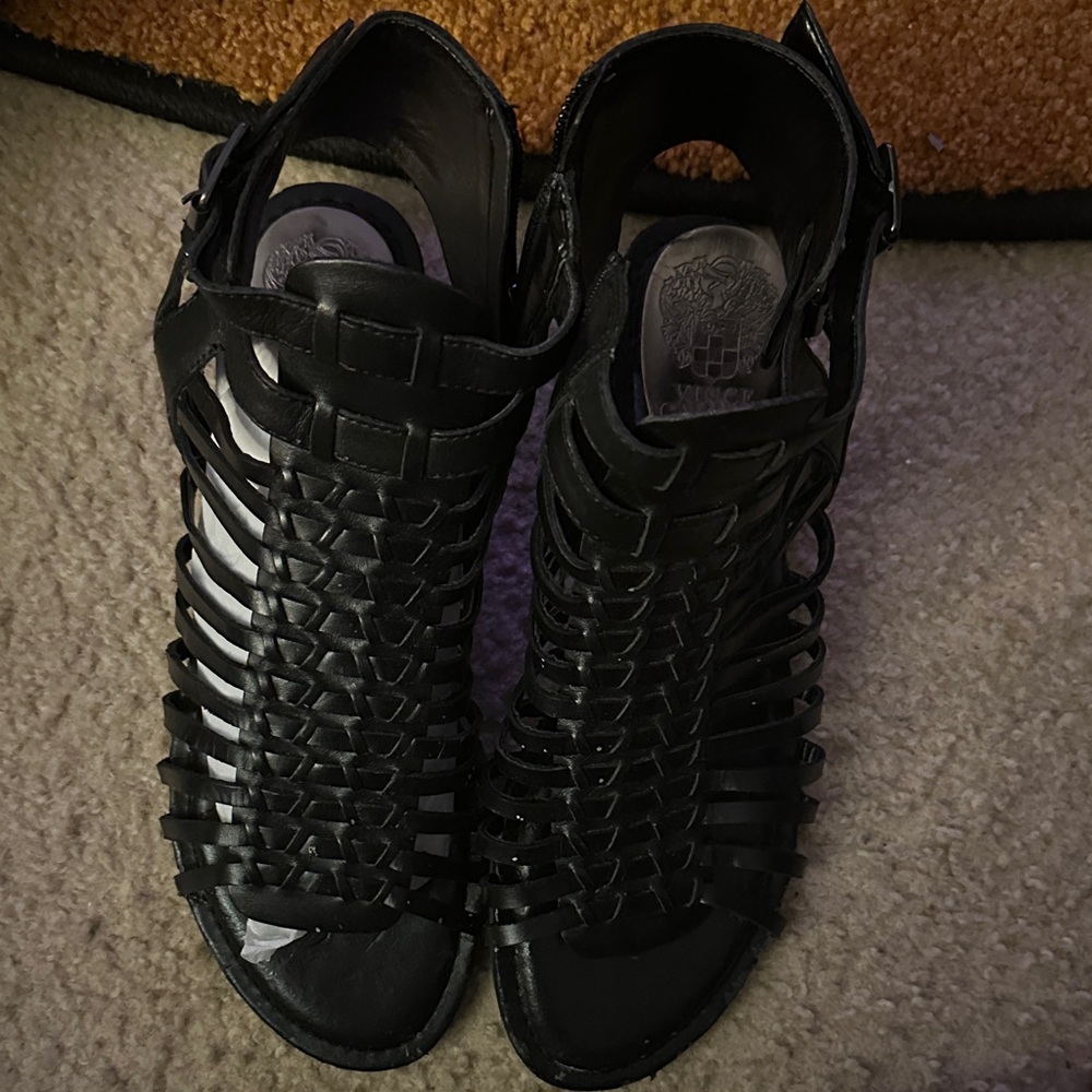 Vince Camuto Women's Genuine Leather Black Gladiator Sandals sz8.5